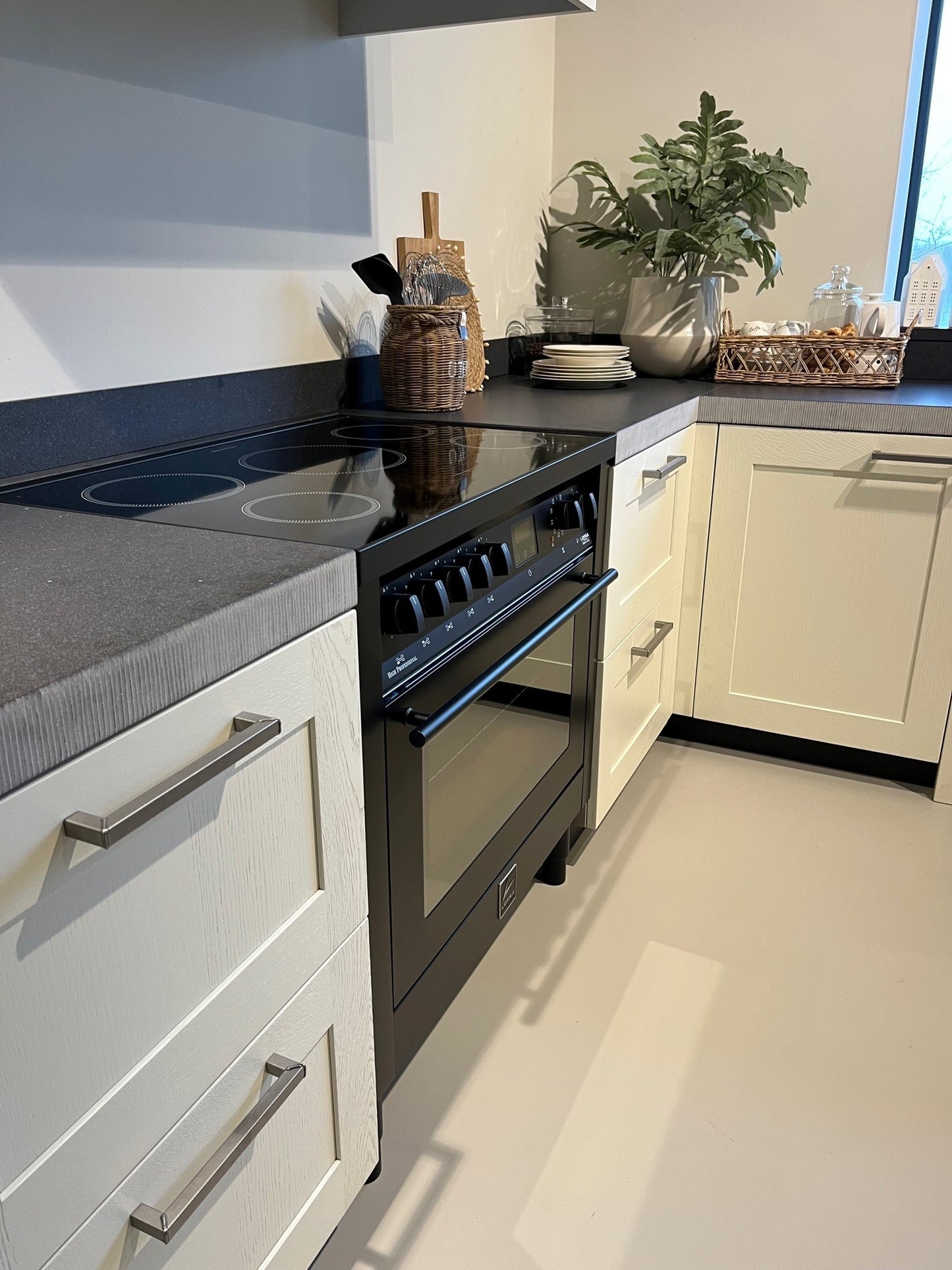 Lofra Maxima 1-oven Full Black Inductie